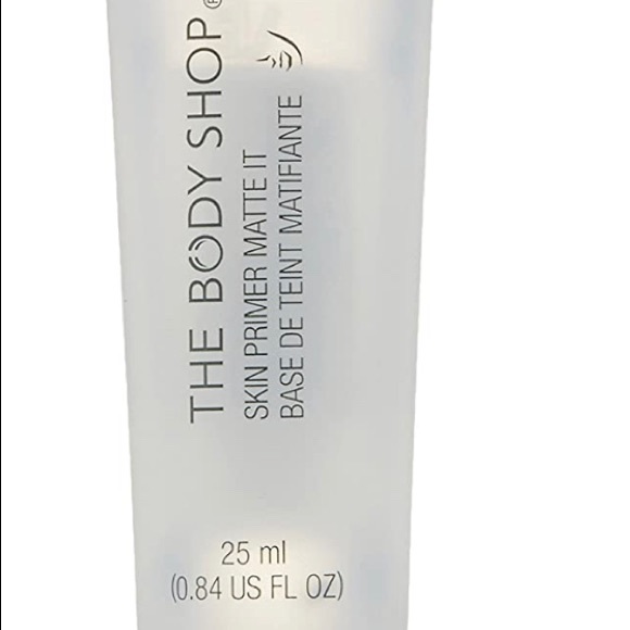 The Body Shop Matte It Makeup Primer - Picture 2 of 7